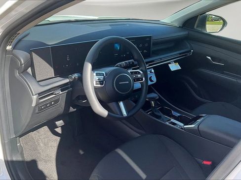 New 2026 Hyundai Tucson SEL image 7