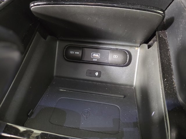 Used 2020 Kia Telluride SX w/ SX Prestige Package AWD/4WD image 31