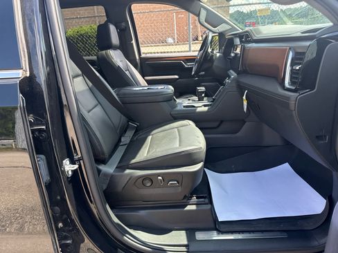 Used 2022 GMC Sierra 1500 Denali AWD/4WD image 28