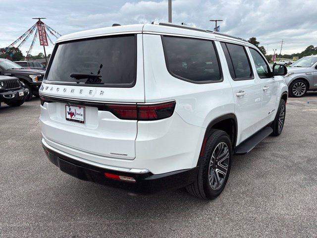 Used 2024 Jeep Wagoneer Series II AWD/4WD image 7