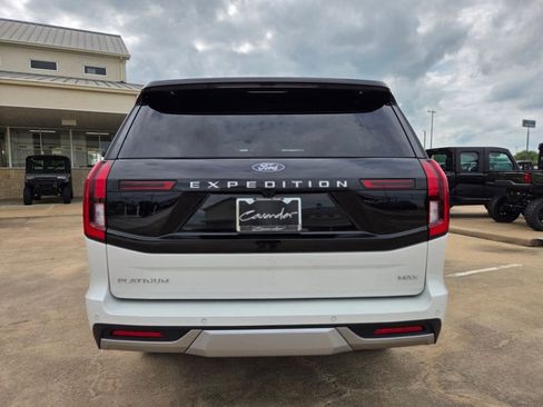 New 2026 Ford Expedition Max Platinum w/ Platinum Ultimate Package AWD/4WD image 13