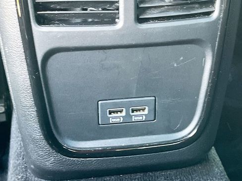 Used 2022 Dodge Charger SXT w/ Blacktop Package image 24