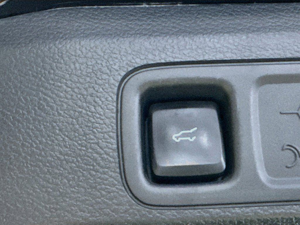Used 2023 Ford Expedition Max XLT RWD image 34