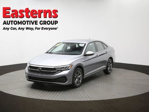 Used 2024 Volkswagen Jetta SE image 53