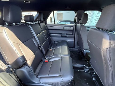 New 2026 Ford Explorer 4WD Police Interceptor image 18