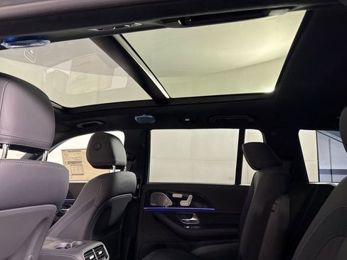 New 2026 Mercedes-Benz GLS 63 AMG 4MATIC image 21