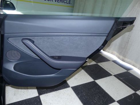 Used 2023 Tesla Model 3 Standard Range RWD image 25