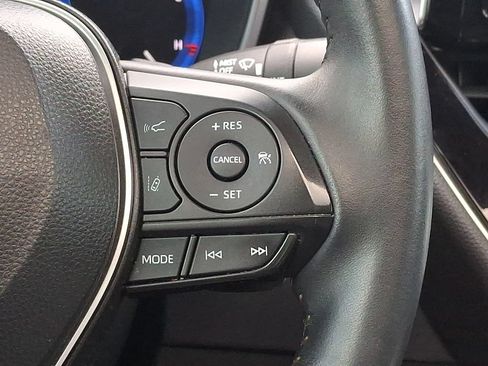 Certified 2022 Toyota Corolla XSE FWD image 22