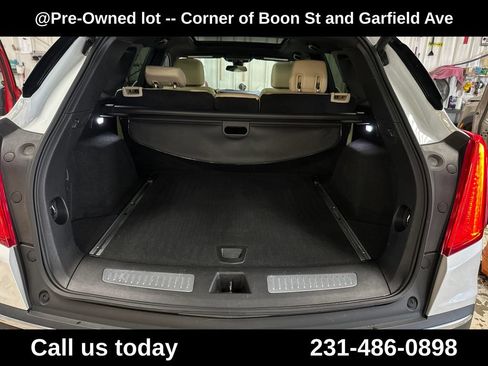 Used 2017 Cadillac XT5 Premium Luxury AWD/4WD image 22