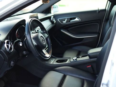 Used 2019 Mercedes-Benz GLA 250 image 16