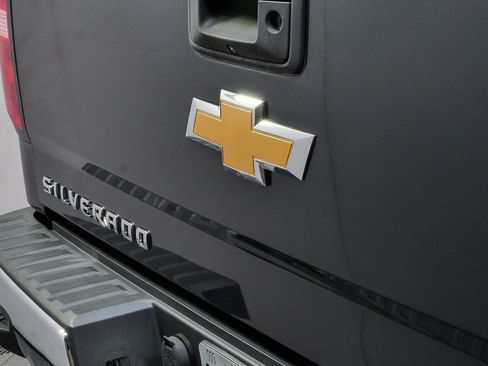 Used 2017 Chevrolet Silverado 1500 LT w/ All Star Edition RWD image 33