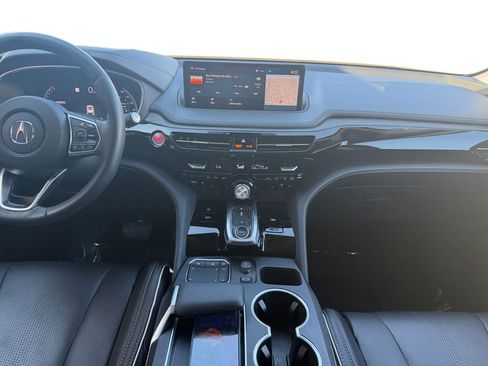 Used 2023 Acura MDX SH-AWD w/ Advance Package image 11