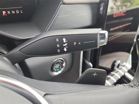 New 2026 GMC Acadia Elevation image 28