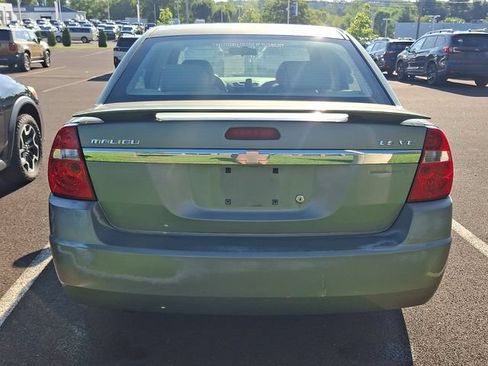 Used 2005 Chevrolet Malibu LS FWD image 3