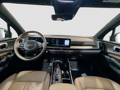 Used 2024 Kia Sorento SX Prestige image 18