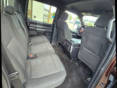Used 2018 Ford F150 XLT w/ Equipment Group 302A Luxury AWD/4WD image 14