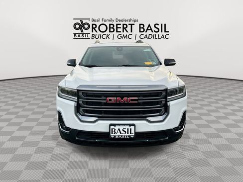 Used 2023 GMC Acadia AT4 w/ Preferred Package AWD/4WD image 3