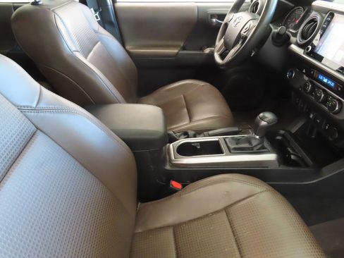 Used 2023 Toyota Tacoma Limited RWD image 23