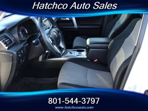 Used 2015 Toyota 4Runner SR5 AWD/4WD image 14