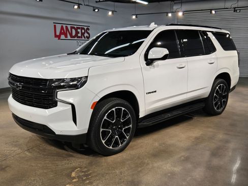 Used 2023 Chevrolet Tahoe RST image 3