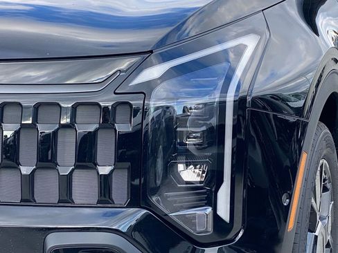 New 2026 Kia Sportage X-Line image 7