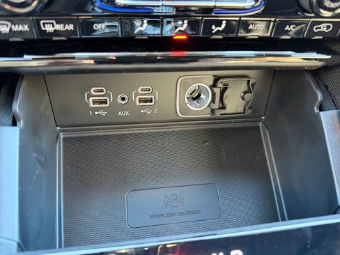 New 2025 Jeep Grand Cherokee L Limited image 21