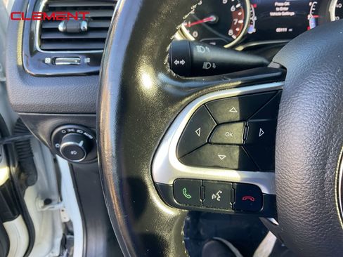 Used 2021 Jeep Compass Latitude image 8