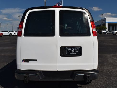 Used 2024 Chevrolet Express 2500 w/ Driver Convenience Package RWD image 8