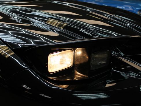 Used 2000 Pontiac Firebird Formula image 18