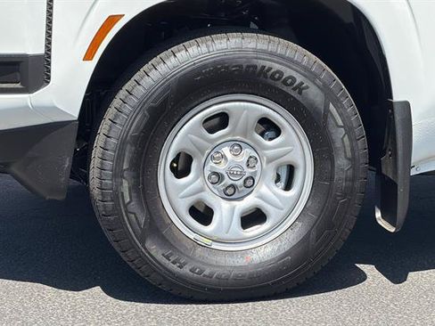 New 2026 Nissan Frontier S RWD image 31