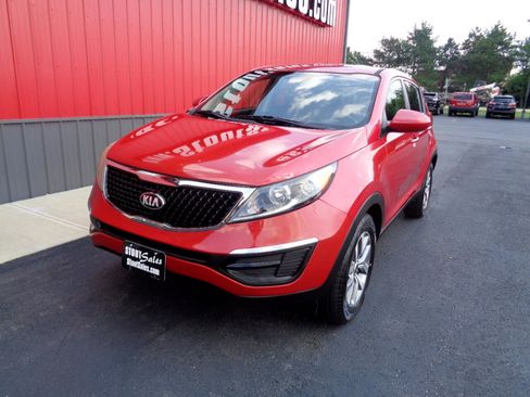 Used 2015 Kia Sportage LX image 1