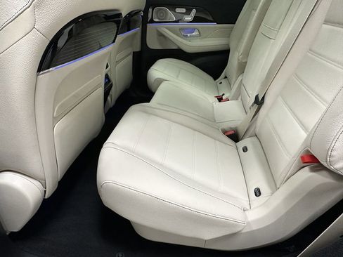 Certified 2024 Mercedes-Benz GLS 580 4MATIC image 25