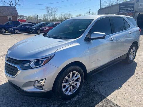 Used 2021 Chevrolet Equinox LT image 1