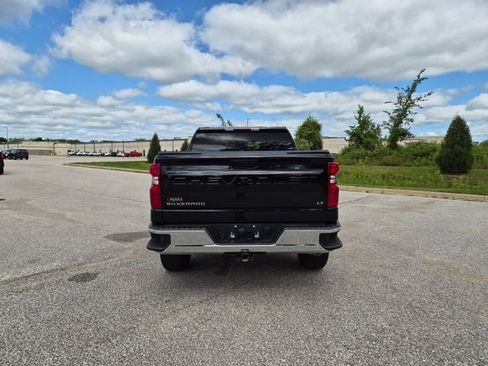 Used 2024 Chevrolet Silverado 1500 LT AWD/4WD image 7