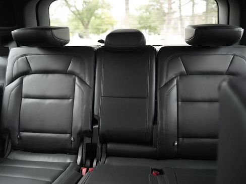 Used 2025 Lincoln Navigator Reserve w/ Jet Appearance Package AWD/4WD image 12