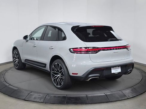 New 2026 Porsche Macan image 3