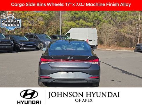 Certified 2023 Hyundai Elantra SEL w/ Convenience Package image 16