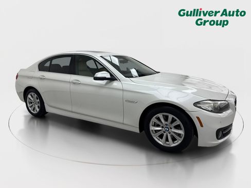 Used 2015 BMW 528i Sedan image 12