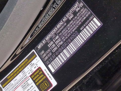 New 2025 Mercedes-Benz C 300 4MATIC Sedan image 34