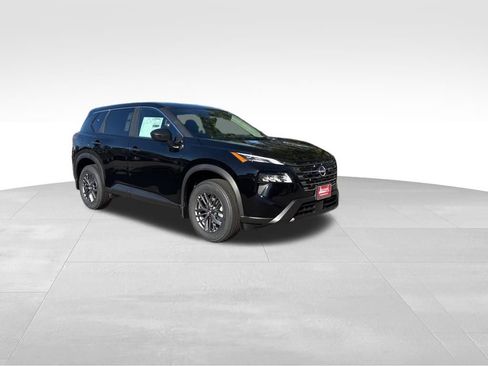 New 2026 Nissan Rogue S image 8