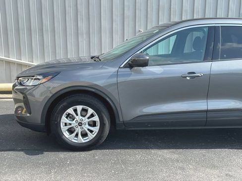 Used 2023 Ford Escape Active w/ Tech Pack #2 AWD/4WD image 29