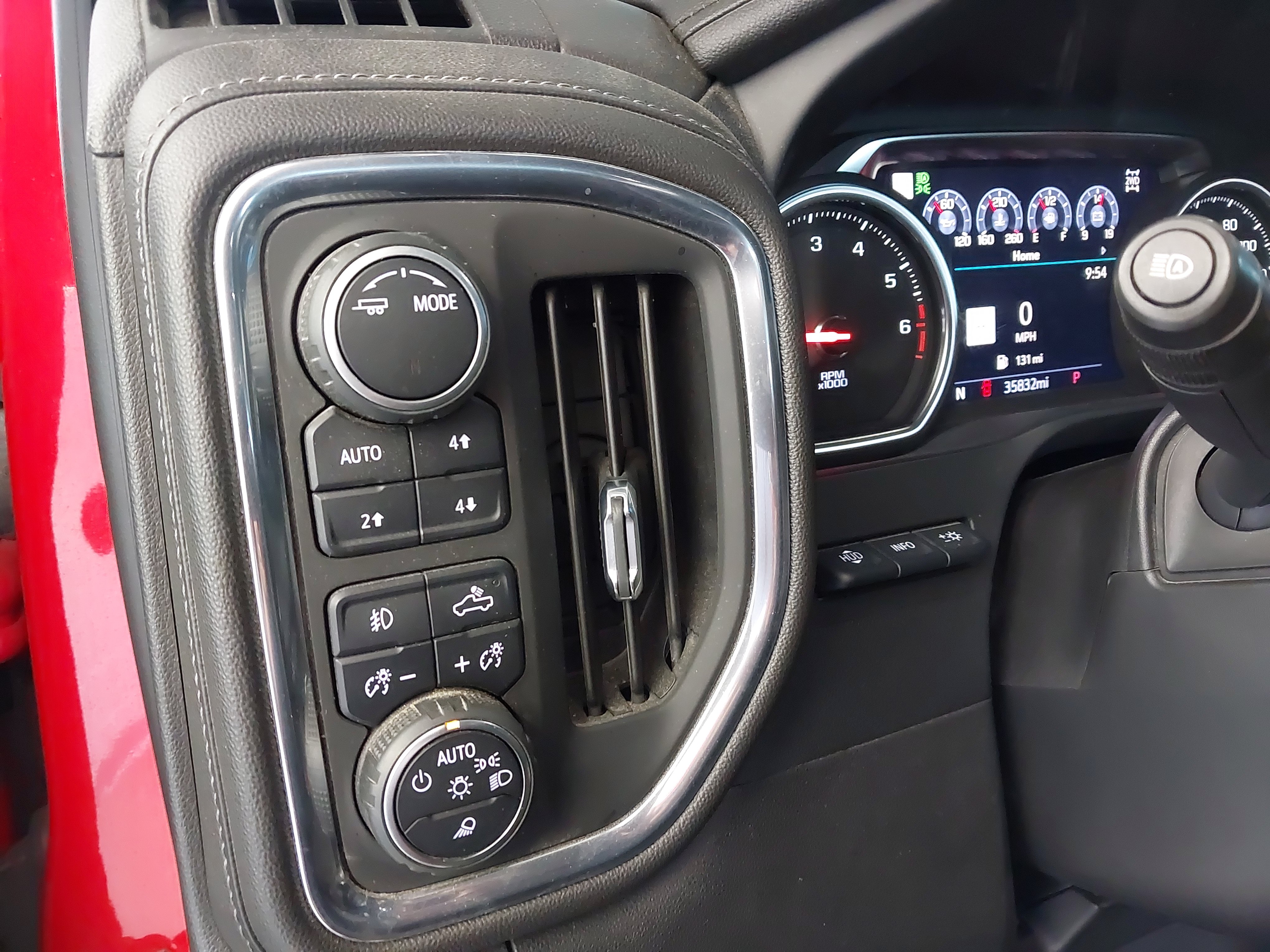 Used 2022 Chevrolet Silverado 2500 LTZ AWD/4WD image 24