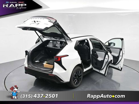 Used 2026 Subaru Solterra AWD/4WD image 29