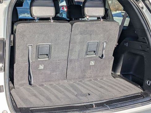 Certified 2024 Jeep Grand Cherokee L Limited w/ Luxury Tech Group II image 28