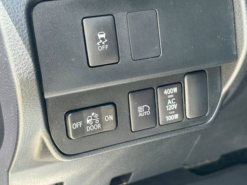 Certified 2023 Toyota Tacoma TRD Off-Road w/ Technology Package AWD/4WD image 25
