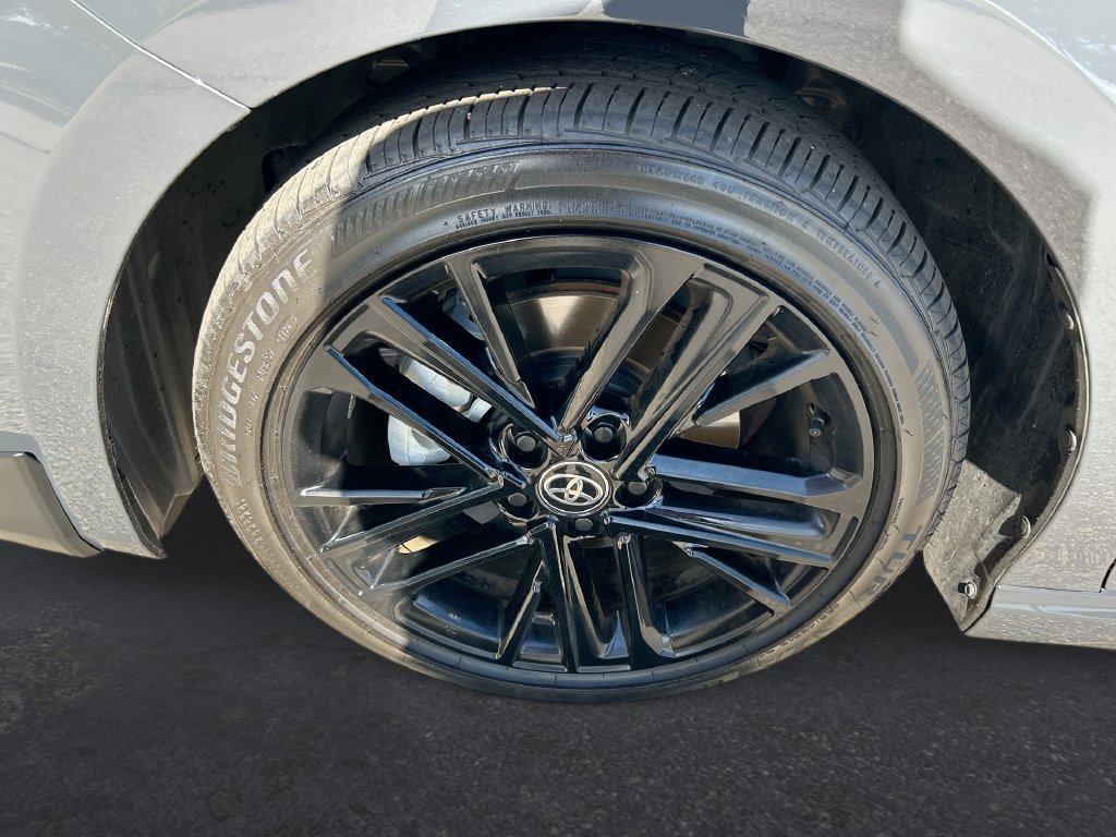 Used 2026 Toyota Camry SE FWD image 10