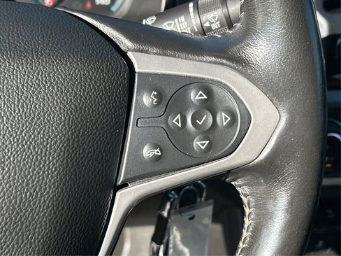 Used 2022 Chevrolet Colorado ZR2 w/ ZR2 Midnight Special Edition image 33