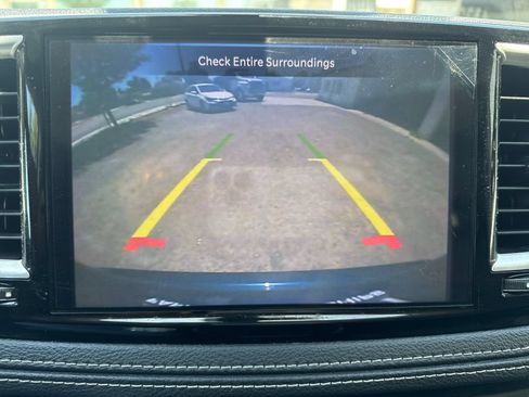 Used 2022 Chrysler Pacifica Touring-L AWD/4WD image 20