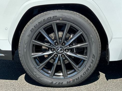 New 2026 Lexus LX 700h F Sport image 26