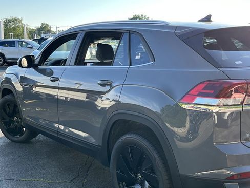 New 2026 Volkswagen Atlas Cross Sport SE AWD/4WD image 10